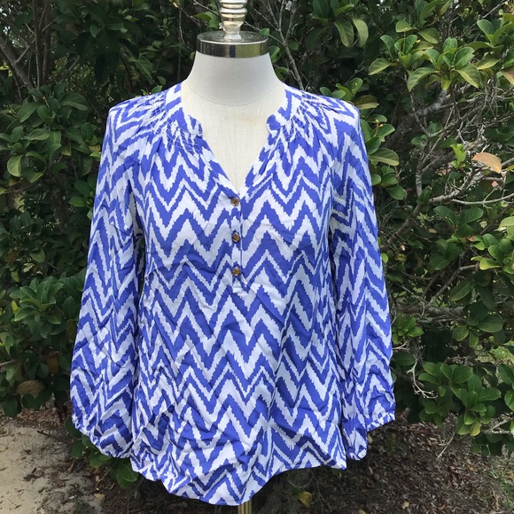 Lilly Pulitzer Tops - Lilly Pulitzer Chevron ZigZag Blouse Top Medium